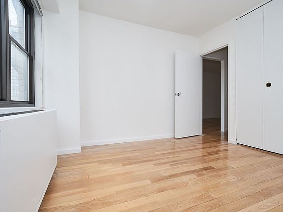 4th image of 345 E 80th St APT 10E