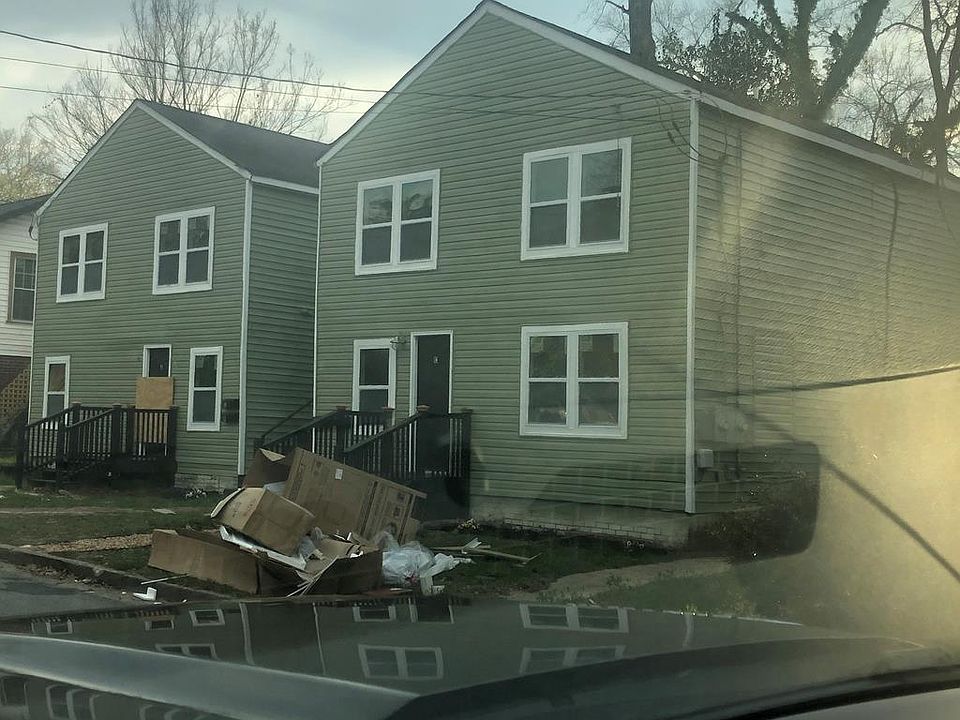 1st image of 829 Ewart Ave