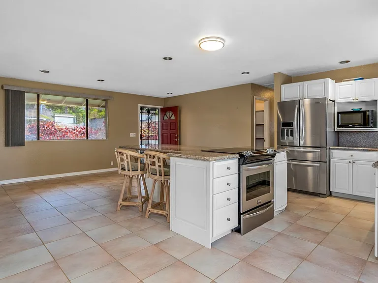 312 Hiolani St #1 — Photo 36