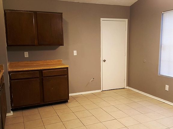 5th image of 6203 Creekford Dr