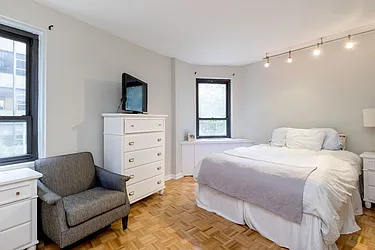 Rented by Level Group
