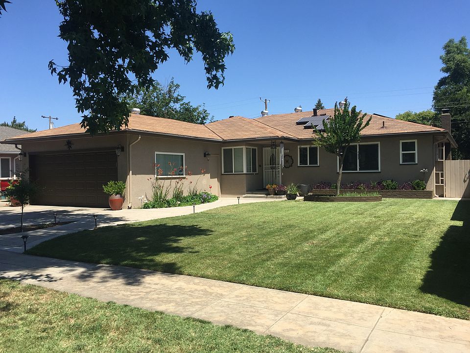 2nd image of 3233 E Richert Ave