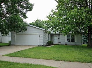 2306 E Pennsylvania Ave, Urbana, IL