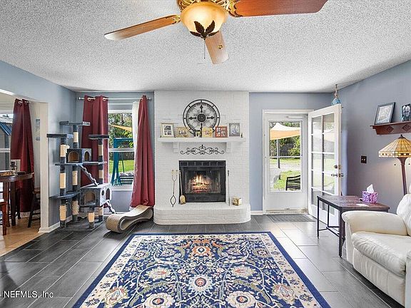4th image of 1063 BIRCHWOOD Drive