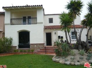 424 S Roxbury Dr, Beverly Hills, CA 90212