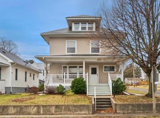610 E Charles St, Oelwein, IA 50662