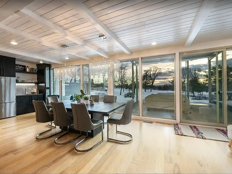 2660 E Parleys Way — Photo 15
