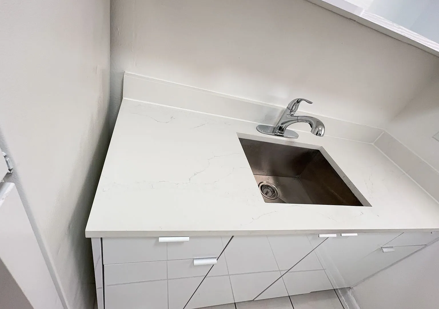 Danielle Apartments — Photo 4