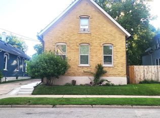 1526 Geneva St, Racine, WI 53404