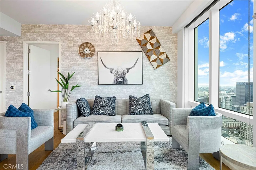 2 bed, 1309 sqft, $6,500 — Photo 3