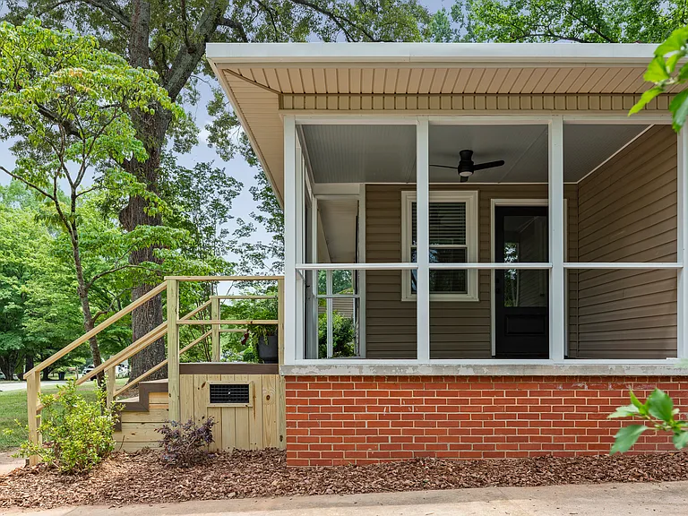 Side view of screened porch