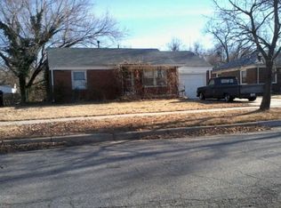 712 S Eastridge Dr, Wichita, KS 67207