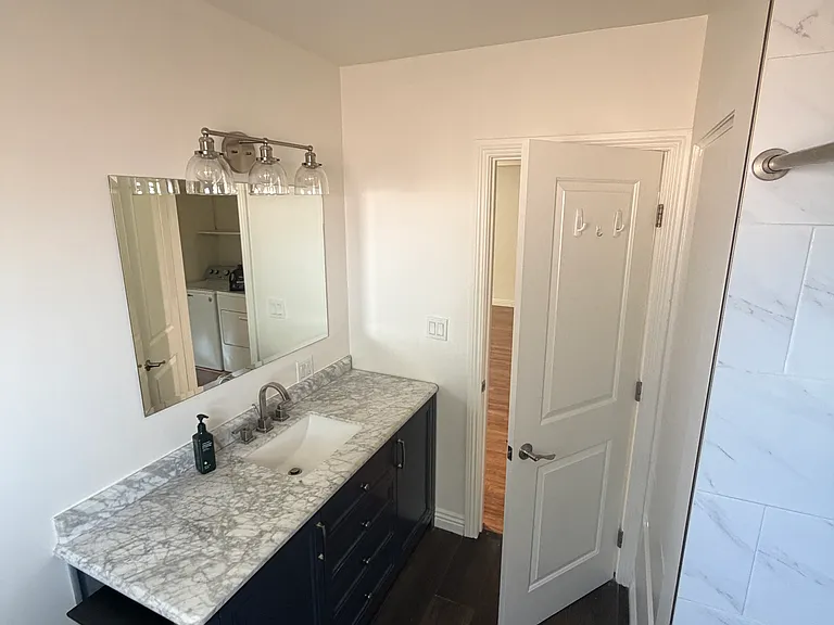 3052 Honolulu Ave #B — Photo 12
