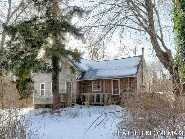 12287 152nd Ave, West Olive, MI 49460
