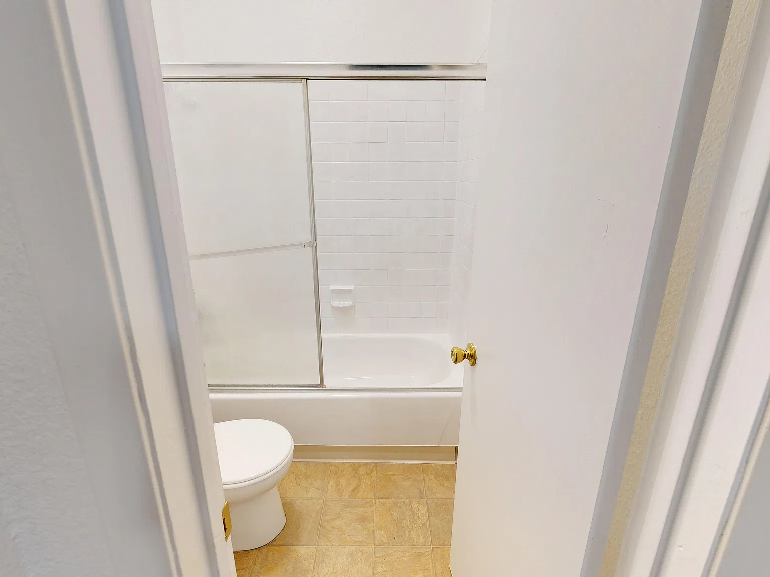 434 Leavenworth St #205A - Image 3
