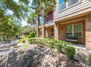 403 Marina View Dr, Webster, TX 77598