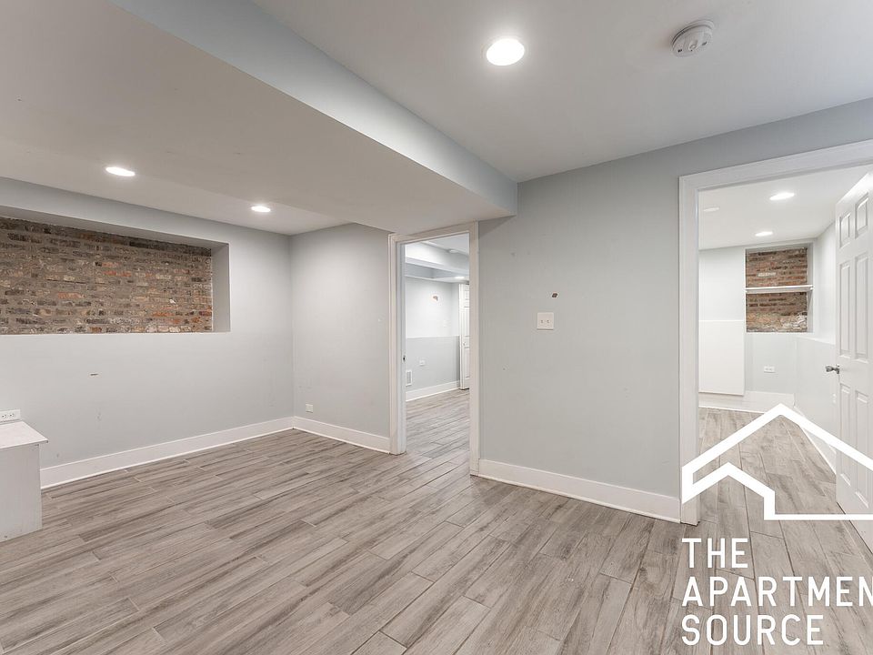 1st image of 1252 N Greenview Ave #1G