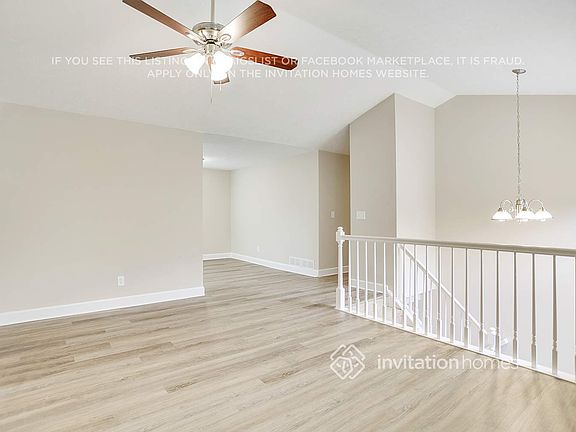 5th image of 126 Aztec Way SE