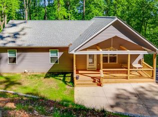 325 Blue Sky Rd, Linden, VA 22642