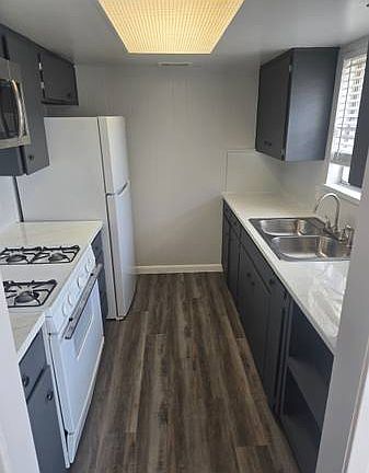 5th image of 10363 Sahara St APT E23