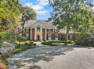 48 Mayfair Ln, Greenwich, CT 06831