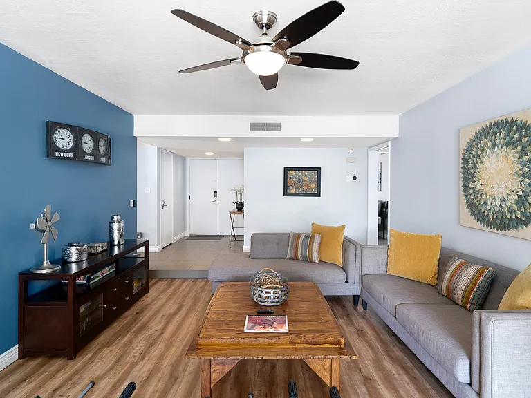 7618 N Via De La Campana — Photo 30