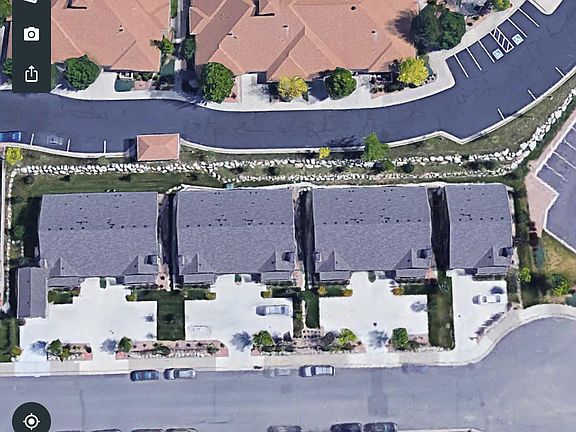 aerial photo of bungalow neghborhood