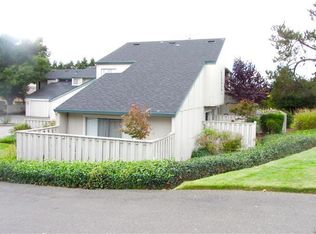 1350 Townview Cir, Santa Rosa, CA 95405