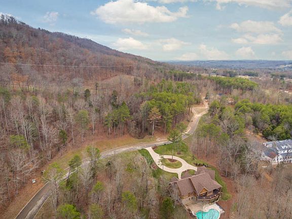 3rd image of 1724 Oakbrook Tr #6