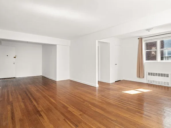 90-10 34th Ave Unit 2L, Jackson Heights, NY 11372