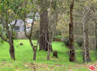 2065 Pierce Ave, Cambria, CA 93428