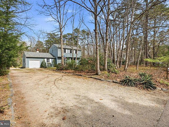 3rd image of 20 Brotherton Rd