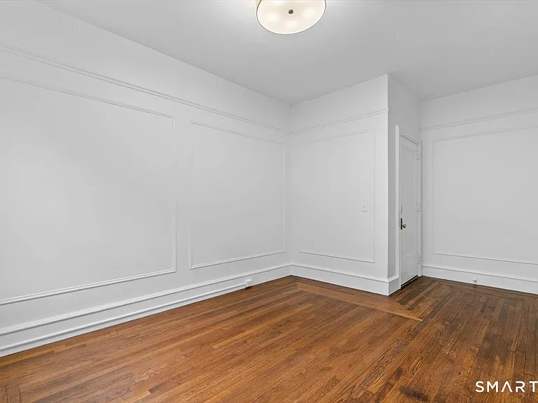 284 Orange St #404 — Photo 8