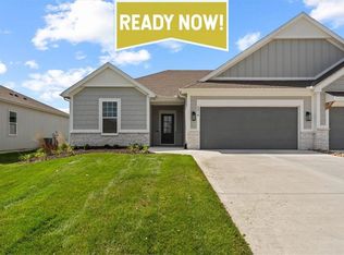 4910 N 145th St, Basehor, KS 66007