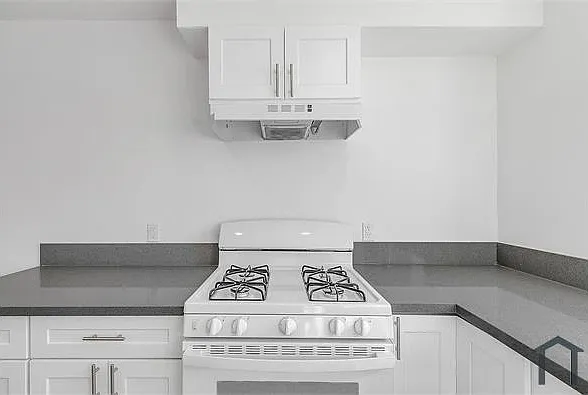 1 bed, $2,350 — Photo 3