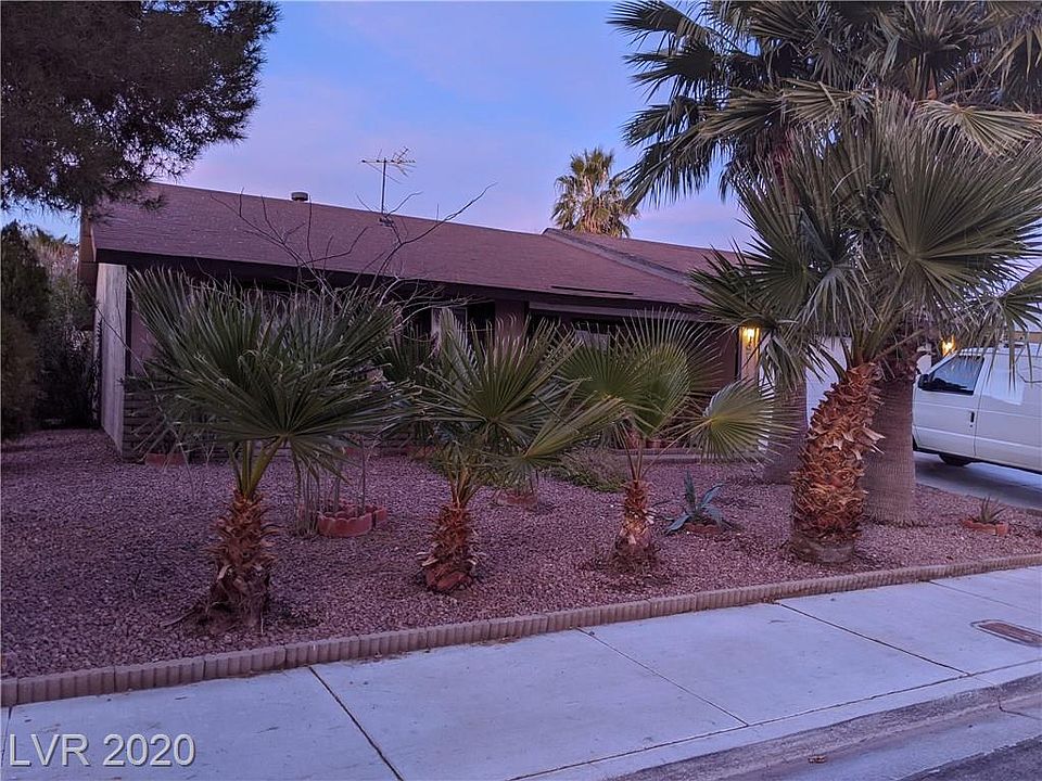 1st image of 6712 Old Castle Dr