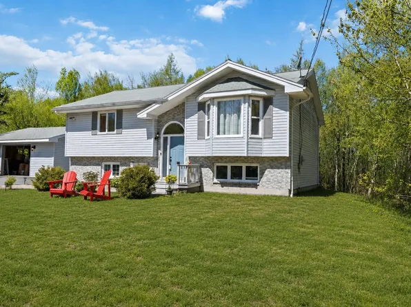1 Saint George Blvd, Halifax, NS B4B 1K7