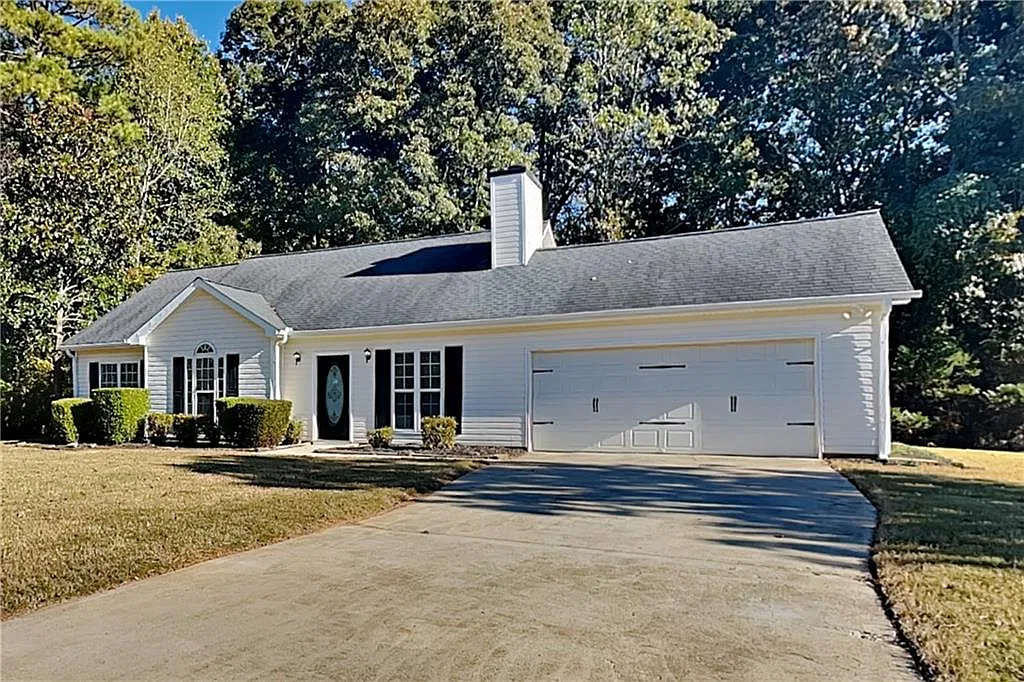 3 bed, 2.0 bath, 1437 sqft, $1,850 — Photo 1
