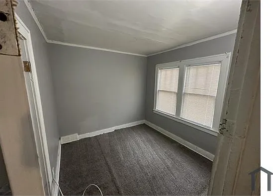 19200 Shields St — Photo 5