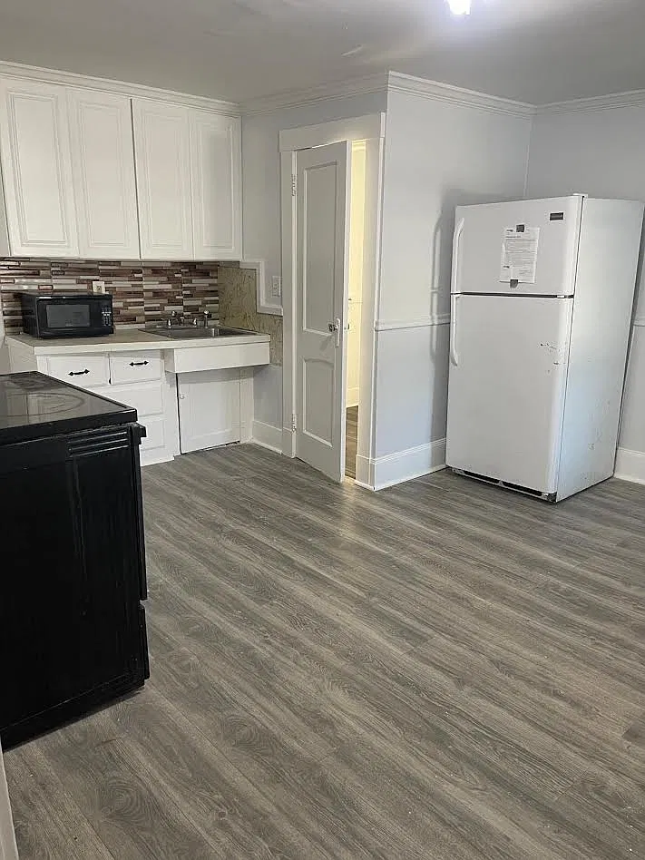 2 bed, $1,950 — Photo 2
