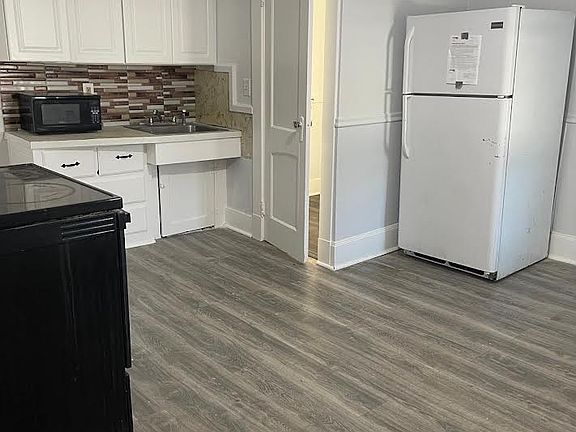 2nd image of 23 Green St #102
