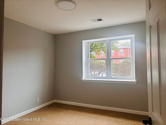 2nd image of 149 Cortelyou Ave #1B