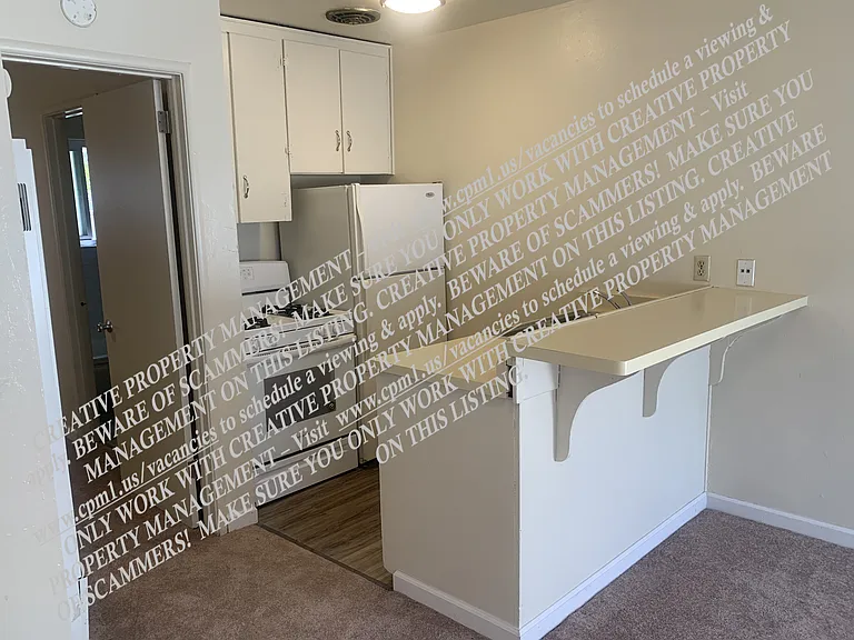1049 Clementina Ave #D — Photo 4