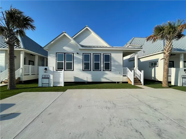 211 Saint John Cir, Port Aransas, TX 78373
