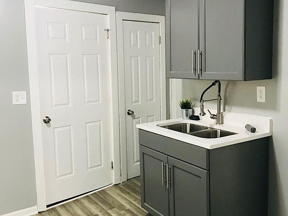 5th image of 5632 S Hermitage Ave #1R