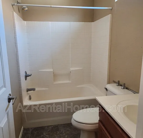 2402 E 5th St #1454 — Photo 11