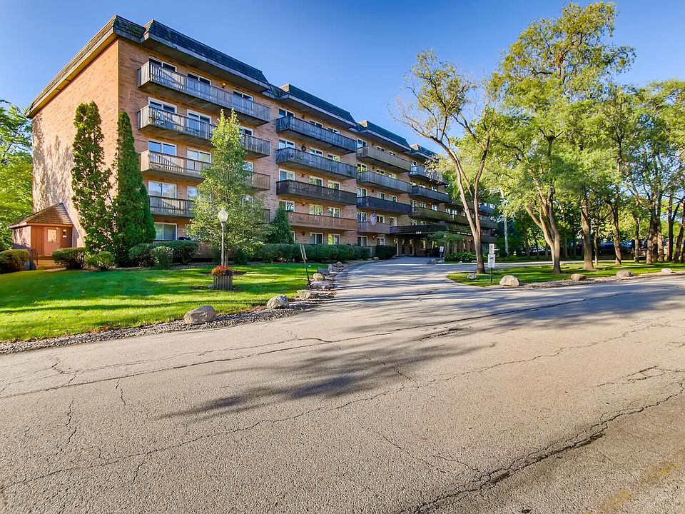 1st image of 500 Redondo Dr APT 403