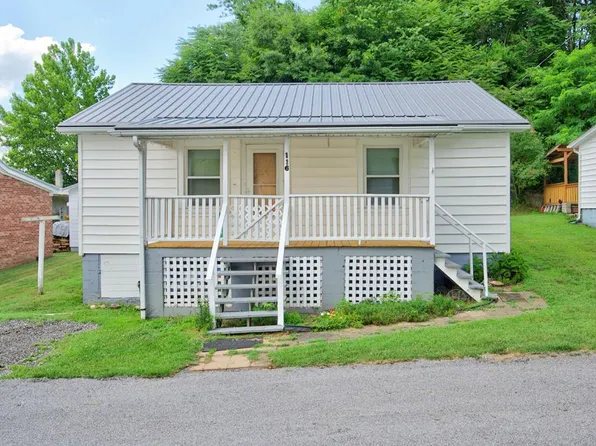 116 Vaughan St, Fries, VA 24330