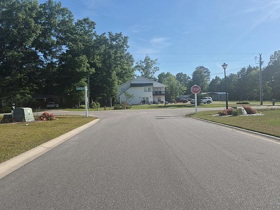 4th image of 104 Brittmore Park Pl