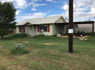1332 W 3rd St, Baird, TX 79504